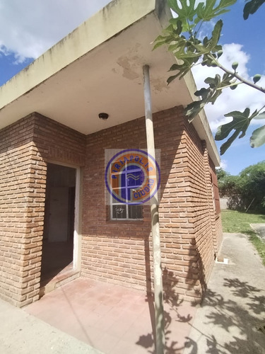 1111-33 Casa A Reciclar En Barrio Country Oportunidad Con Gran Potencial