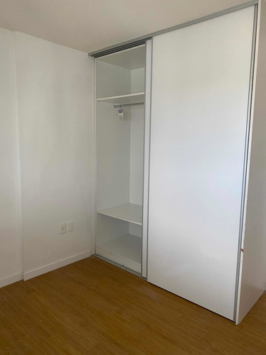 Alquilo Apartamento Con Cochera