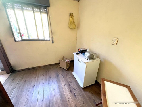 Venta Casa, A Dos Cuadras De 8 De Octubre, 3 Dormitorios