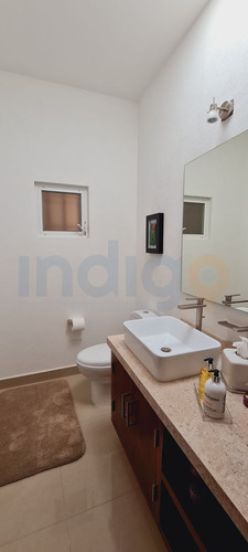 Imagen 19 de 30 de Casa En Venta En Jurica Un Solo Piso