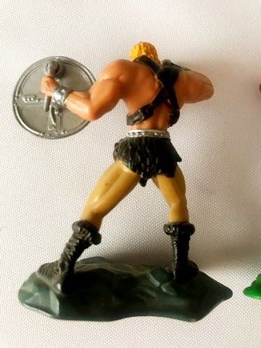 Skeletor Y He-man Figuras 7cms Masters Of The Universe 2001 (Usado)