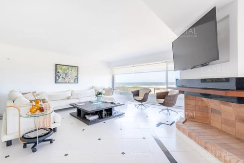 Penthouse Primera Fila Playa Brava