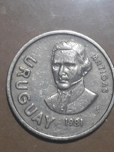 Moneda De Uruguay De 10 Pesos Del Año 1981