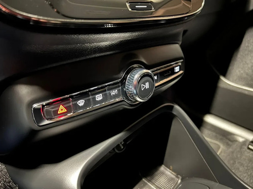 Volvo Xc40 2.0 B4 Plus At 4x4 2022
