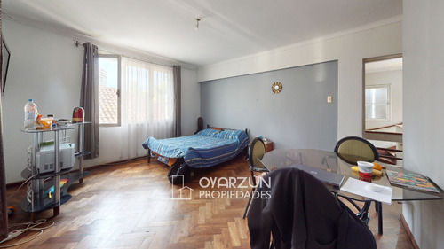 Casa En Venta De 4 Dormitorios Con Amplio Terreno De 510 M²