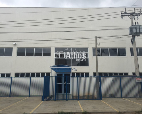 Imagem 2 de 5 de Galpão Industrial Em Ótima Localização Tem 2.559,00 M² - Gl00117 - 68144801