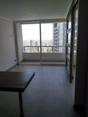 Arriendo Dpto 1d1b Amplio | Las Rejas L1 Metro