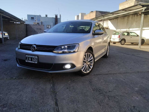 Volkswagen Vento 2.0 Sportline Tsi 200cv Dsg 2011