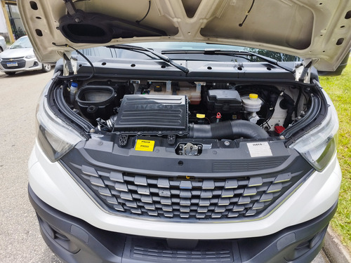 Iveco Daily 35.150 + Baú