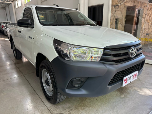 Imagen 3 de 10 de Toyota Hilux 2.4 C/s 4x4 Tdi Dx 150cv