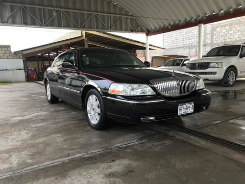 Imagen 6 de 10 de Lincoln Town Car 2003 Cartier Piel At