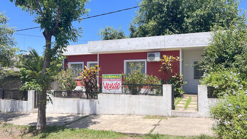 Casa En Zona Centro De Colón