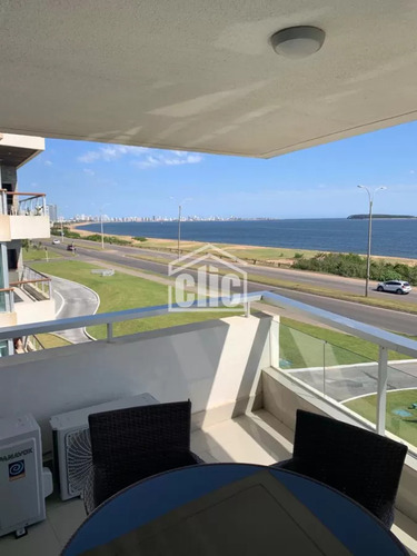 Departamento De 3 Dormitorios En Venta. Gran Oportunidad En Playa Mansa.