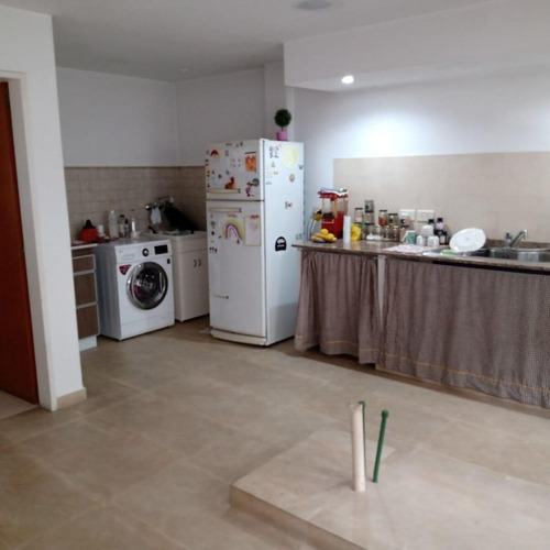 Excelente Propiedad Con Local En Muy Buena Zona!!!