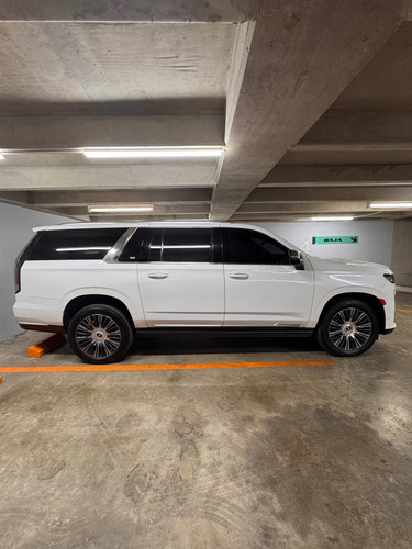 Cadillac Escalade ESV 6.2 Platinum At