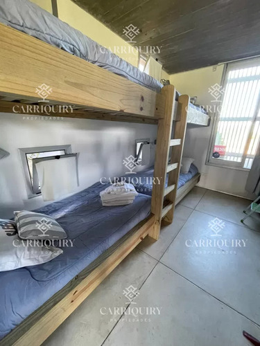 Venta De Casa En Manantiales- El Chorro. 4 Dormitorios En Suite