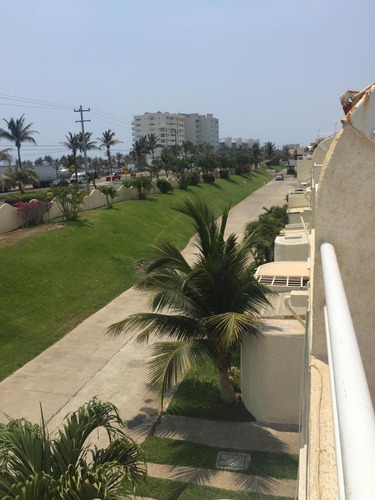 Departameno En Fraccionamiento Puente Del Mar, Acapulco. Bv10-di