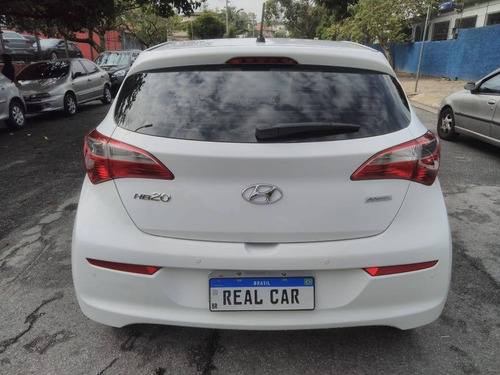Imagem 2 de 9 de Hyundai Hb20 1.6 Comfort Plus 16v Flex 4p Automático
