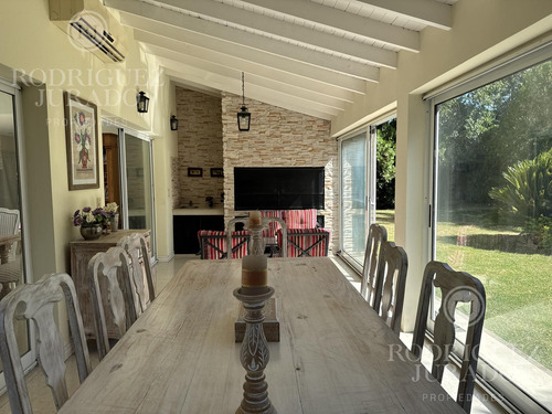 Casa De 400m2 En Venta Barrio Privado Septiembre - Maschwitz