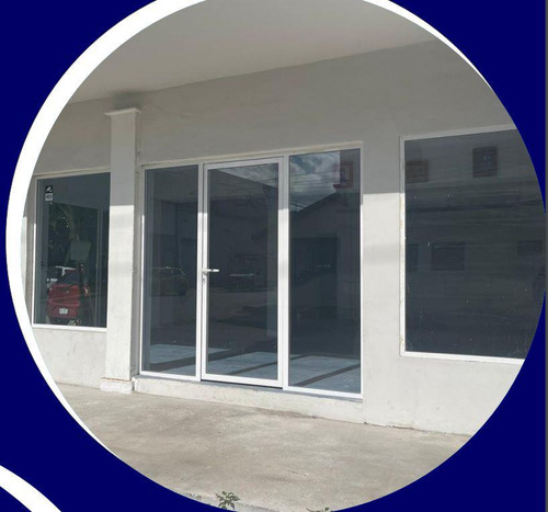 Local En Yaakun 45 Av.