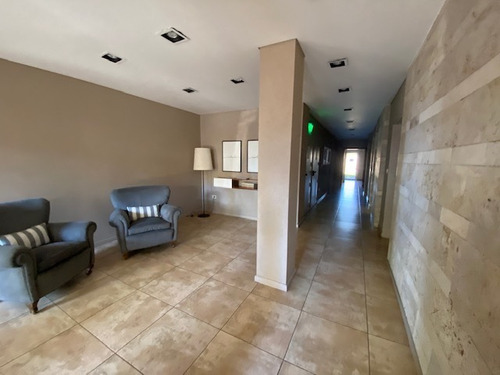 Imagen 5 de 11 de Venta- Monoambiente En Edificio De Categoria !