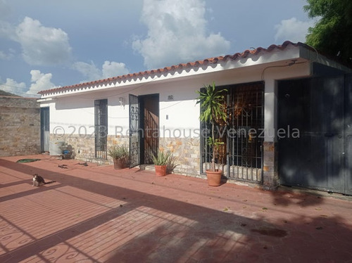 Milagros Inmuebles Casa Venta Barquisimeto Lara Zona Este Las Trinitarias Economica Residencial Economico Oportunidad Pecio Inmobiliaria Rentahouse N° 24-8380