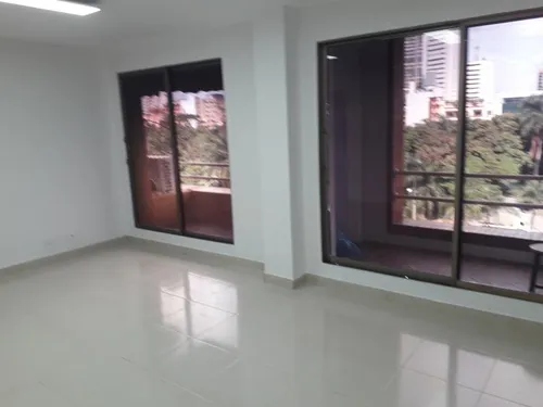 Oficina En Arriendo En Centenario. Cod A8360