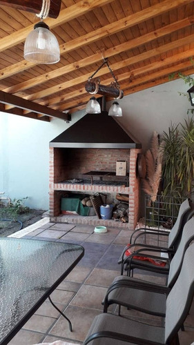 Imagen 12 de 14 de Casa Centrica En Venta En Marcos Paz