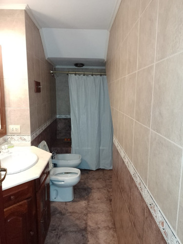 Imagen 21 de 24 de Venta De Chalet En Adrogué