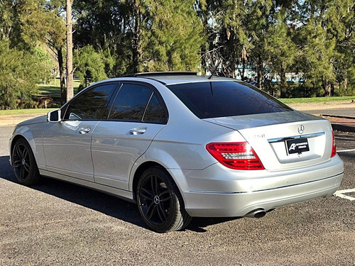 Imagen 6 de 15 de Mercedes Benz C250 Avantgarde At 2013