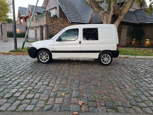 Peugeot Partner 1.6hdi Confort 1plc Furgon 5asc 2011