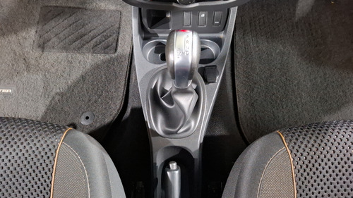 Renault Duster 2.0 Connect Deh Auto