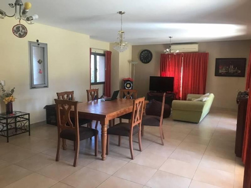 Imagen 21 de 23 de Casa En Venta En Barrio San Lucas - Maroto Propiedades