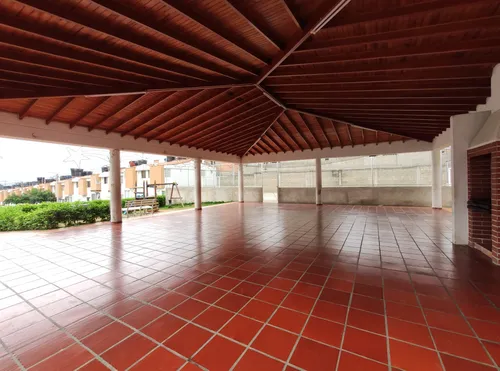 Casa En Arriendo En Lomitas. Cod A30780