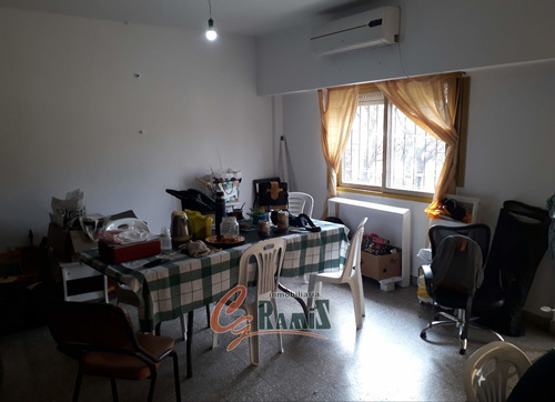 Imagen 12 de 16 de Local Y Casa En Venta Dolores Huici 2910 Hurlingam