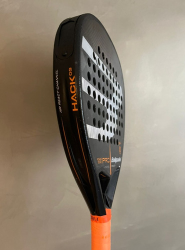 Paleta Bullpadel Hack 03 Reparada - Ganga Padel Negro
