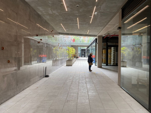 Local 170,15m2 - Patio Inglés (piso -1) Nueva Las Condes