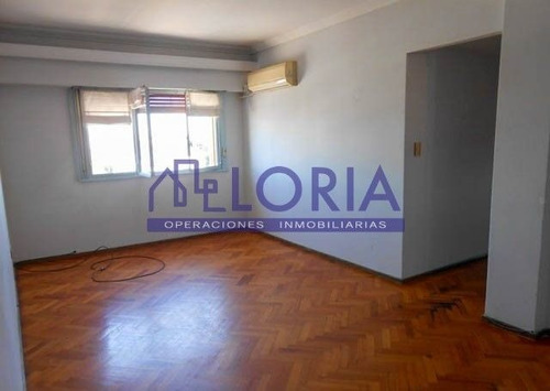 Imagen 4 de 19 de 4 Ambientes - 2 Baños - Muy Luminoso.-