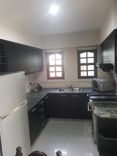 Imagen 3 de 14 de Casa En Venta De 3 Dormitorios C/ Cochera En Ramos Mejía