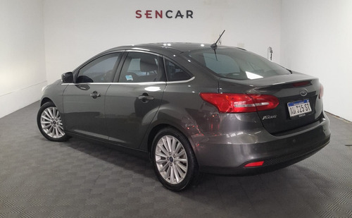 Ford Focus III 2.0 Sedan Titanium At6