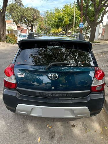 Toyota Etios Cross