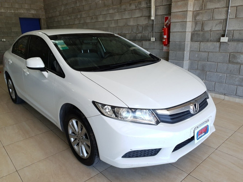 Honda Civic 1.8 Lxs At 140cv 2013