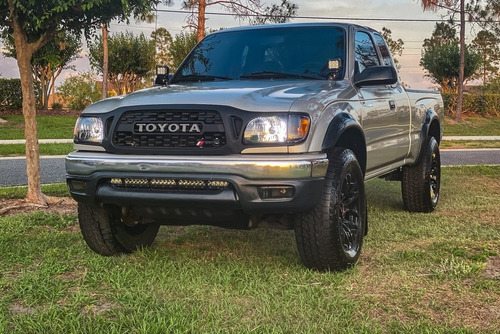 Imagen 6 de 7 de Parrilla Toyota Tacoma 2001 -2004 Negro Led Pro Trd Letras