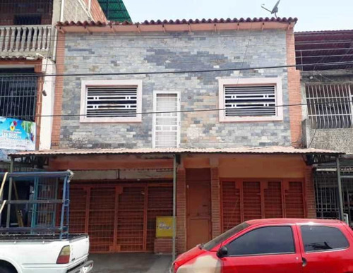 Venta Galpón En Av. Principal De Los Guayos