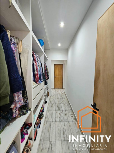 Casa En La Misión Con Piscina