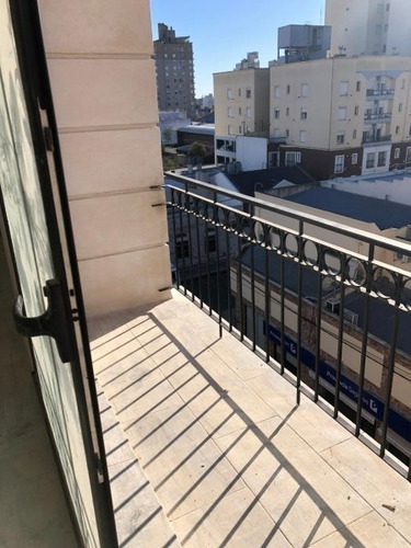 Imagen 7 de 8 de Departamento De 2 Dorm. Zona Céntrica. Tandil