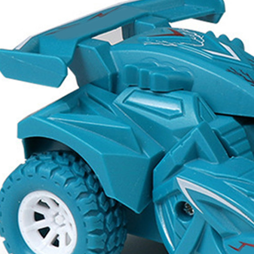 Dinosaurio Que Transforma Un Automóvil, Deformación Realista