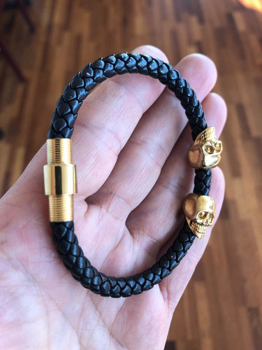 Pulsera De Cuero Con Oro Northskull