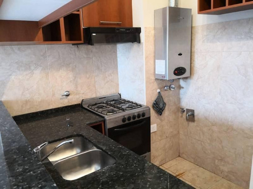 Imagen 8 de 17 de Departamento De Un Dormitorio, Al Frente. Córdoba Y Callao