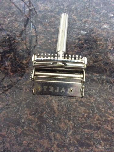 Barbeador / Aparelho De Barbear Marca Valet - Perfeito